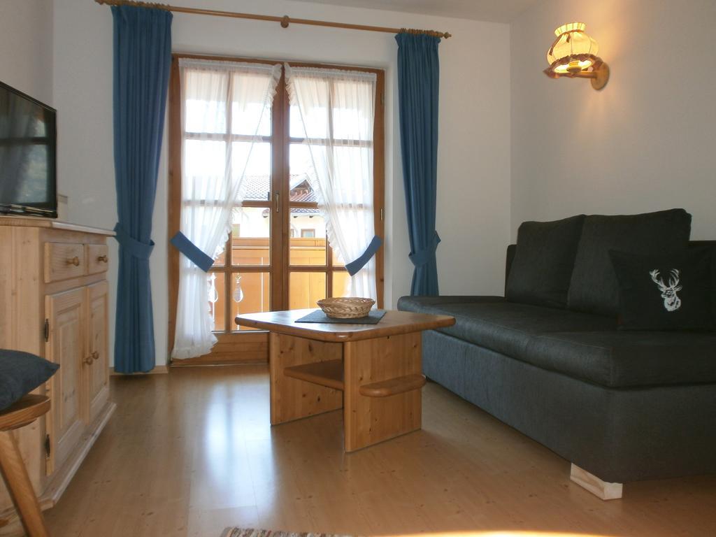 Ferienwohnung Alpenresidenz Chiemgau Schleching Zimmer foto