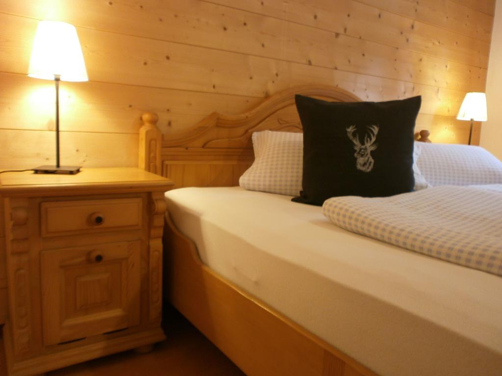 Ferienwohnung Alpenresidenz Chiemgau Schleching Zimmer foto