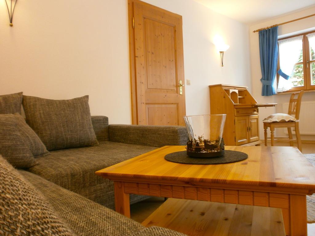 Ferienwohnung Alpenresidenz Chiemgau Schleching Zimmer foto